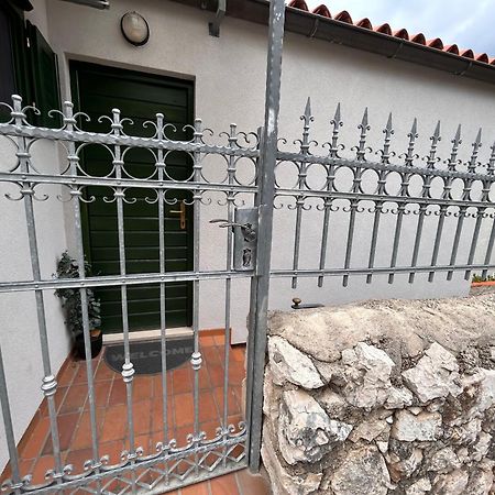 שיבניק Gaya Apartments מראה חיצוני תמונה