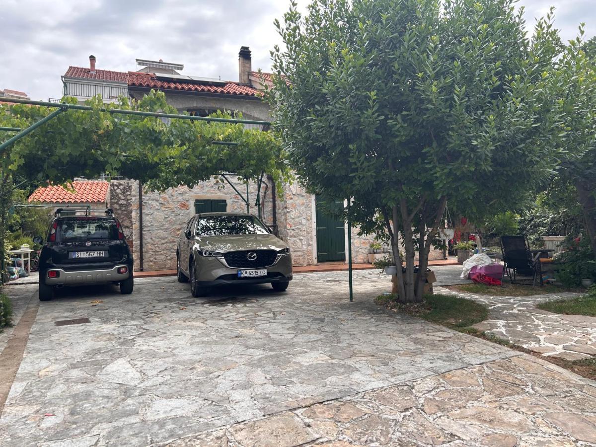 שיבניק Gaya Apartments מראה חיצוני תמונה